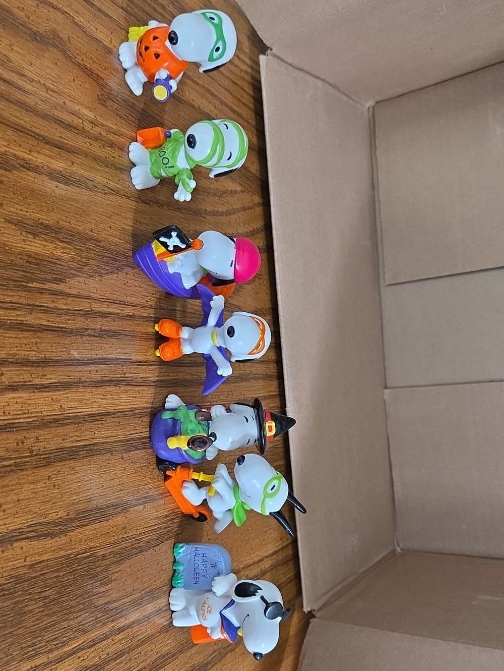 Vintage Whitman's Peanuts Snoopy Halloween Figures Lot of 7 PVC Figurines